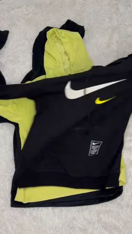 Nike Hoodies - Small to XL (5pcs)