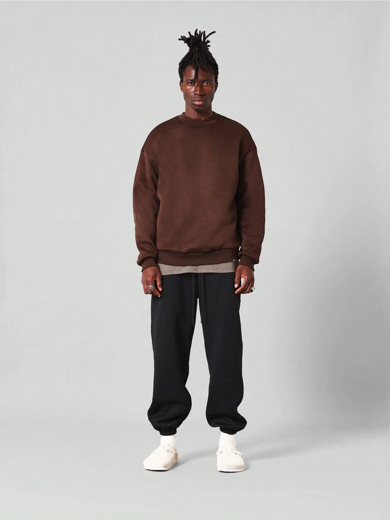Regular Fit Essential Sweatshirt