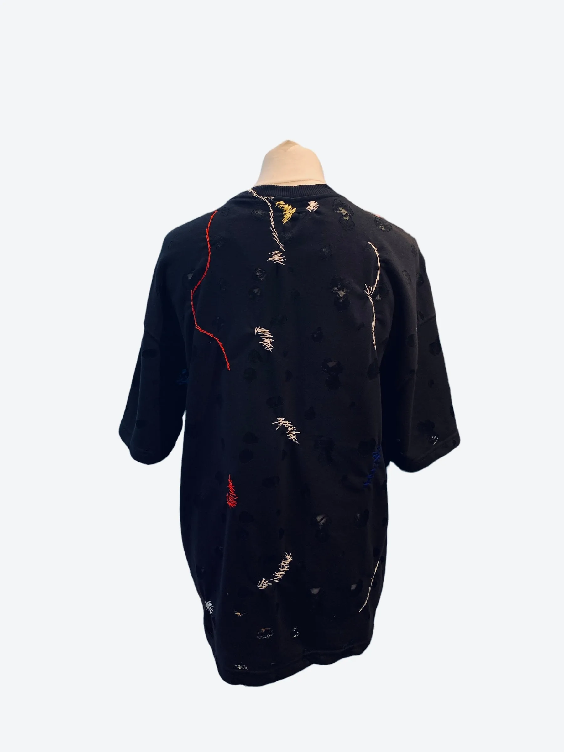 “Threaded canvas”
