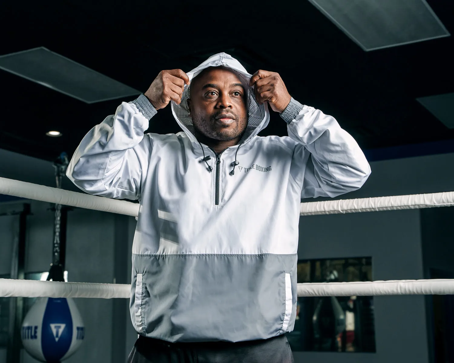 TITLE Boxing Two Tone Wind Jacket